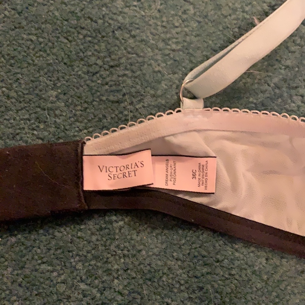 Vs Bra 36c - image 2